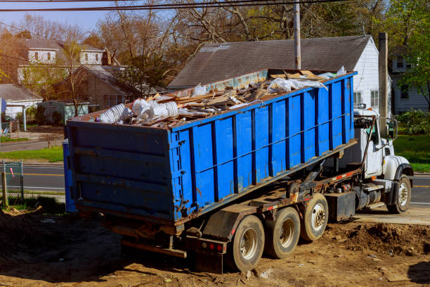 Best Yard Cleanup Services  in Earlington, KY